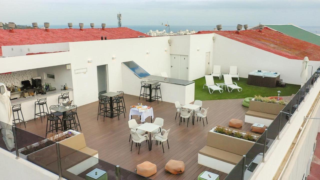 Daos Suites & Terrace Marbella Exterior photo